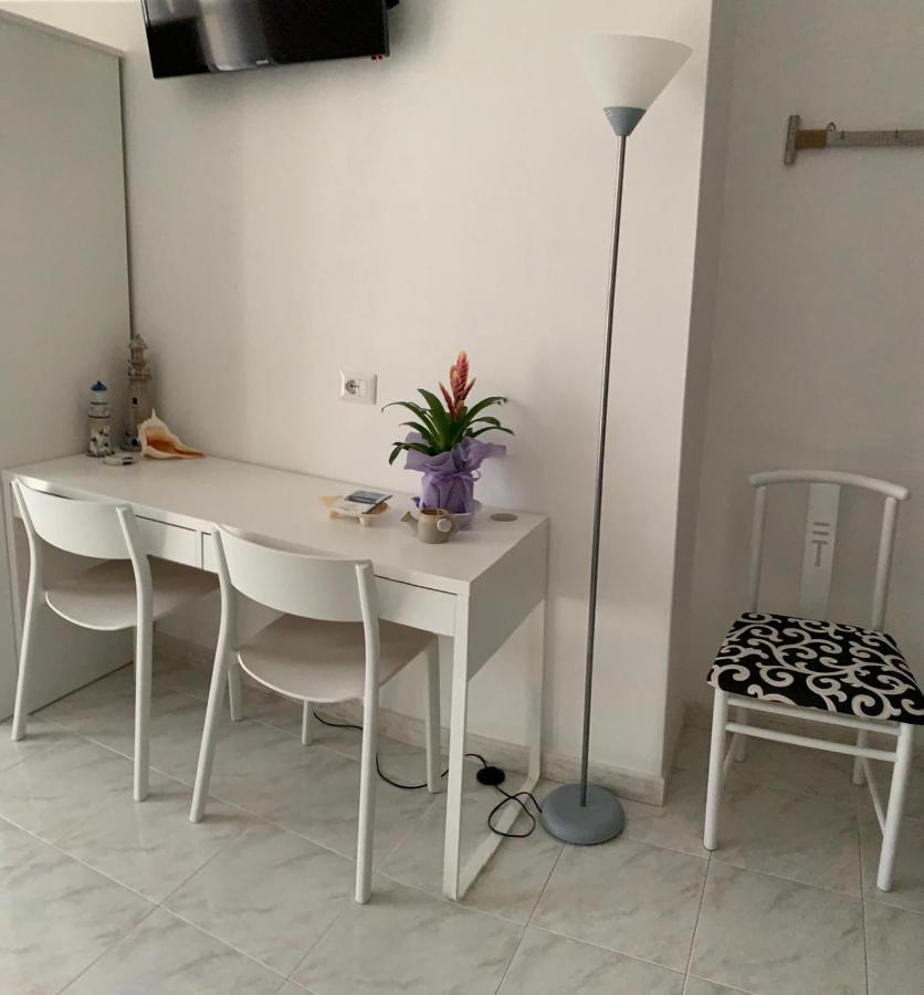 B&B Bentu De Mari Villasimius Ngoại thất bức ảnh